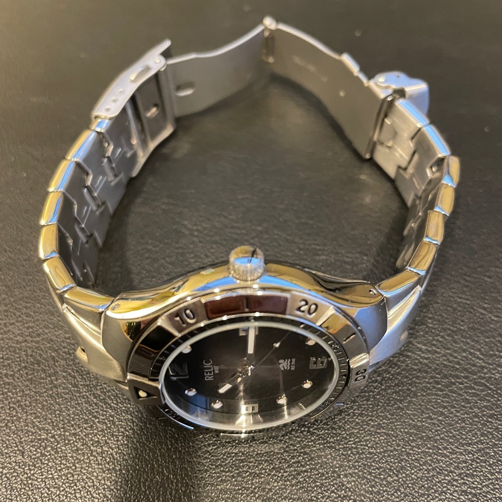 Relic Men’s Watch - Picture 5 of 6